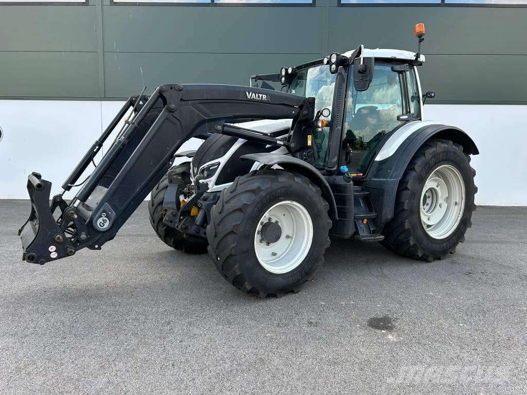 Valtra N 174 Tracteur