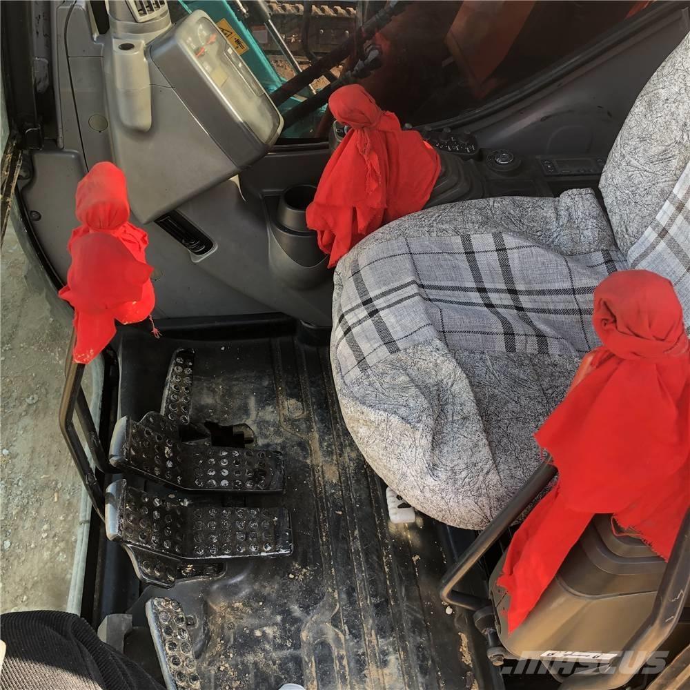 Hitachi ZX70-5A Mini pelle 7t-12t