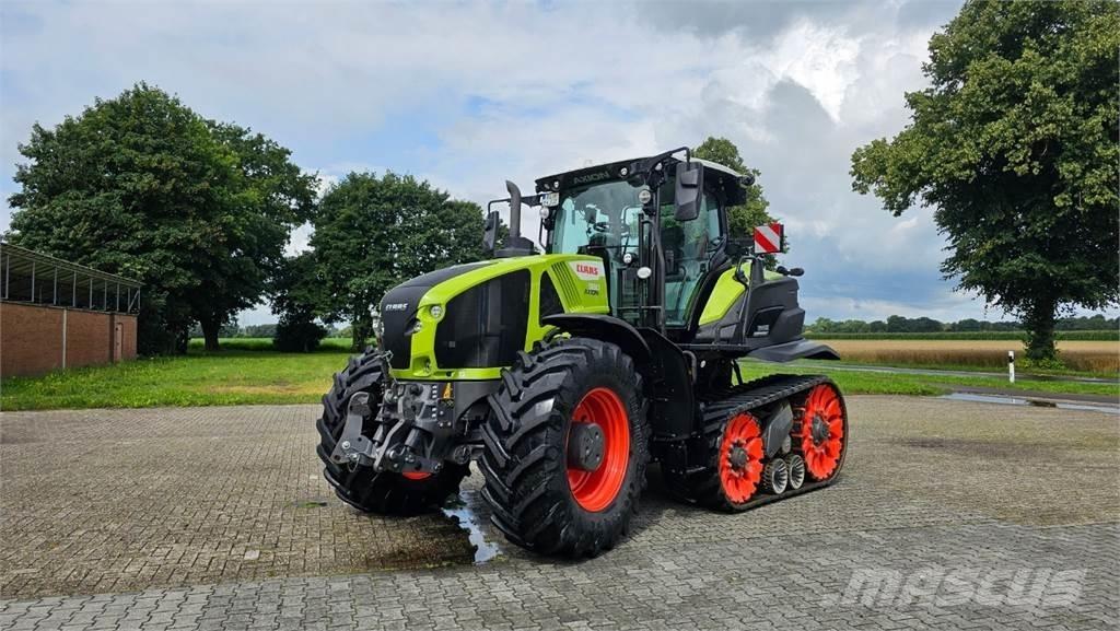 CLAAS Axion 930 TT Tracteur