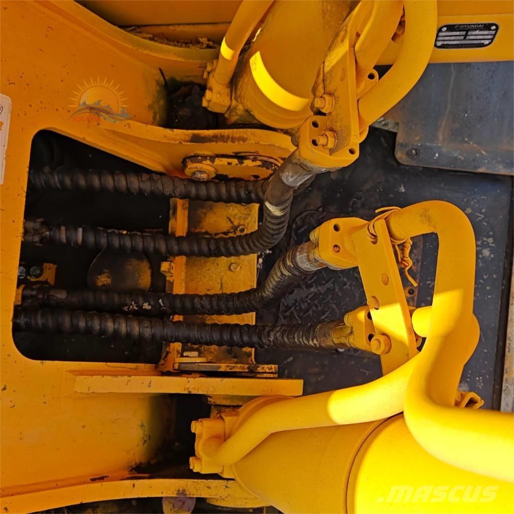 Hyundai Robex 210W-7 Pelle sur pneus