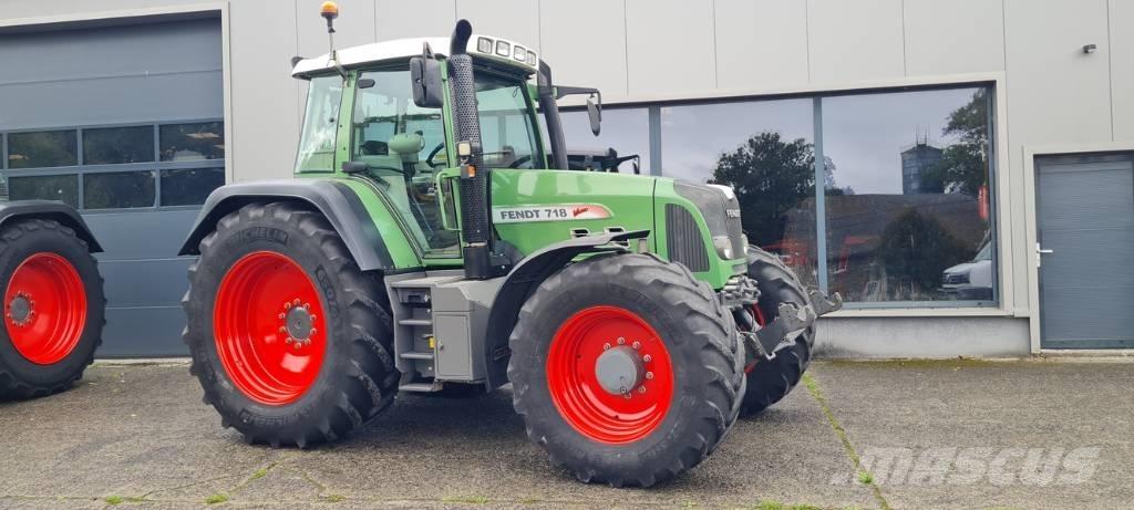 Fendt 718 Vario TMS Tracteur