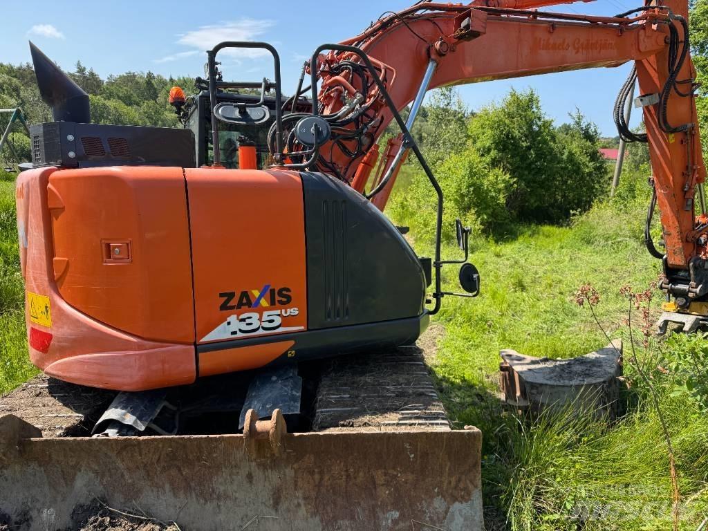 Hitachi ZX135USBL-6 Pelle sur chenilles
