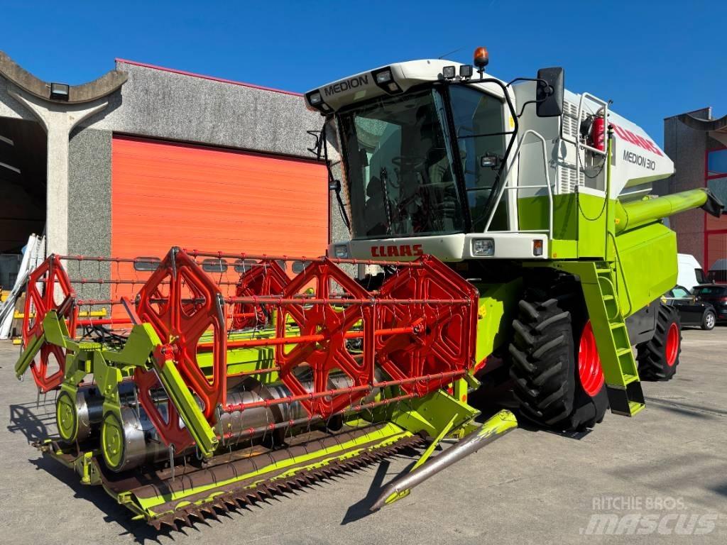 CLAAS Medion 310 Moissonneuse batteuse