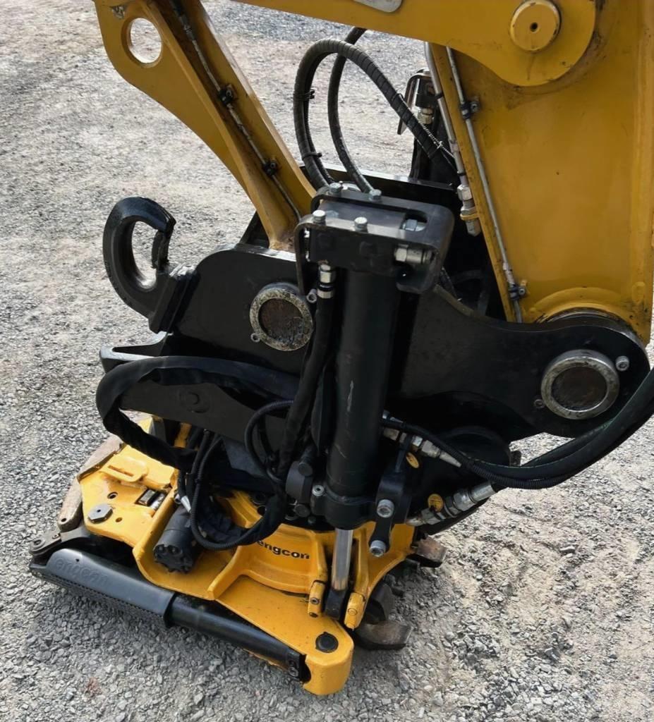 CAT 315 F Pelle sur pneus