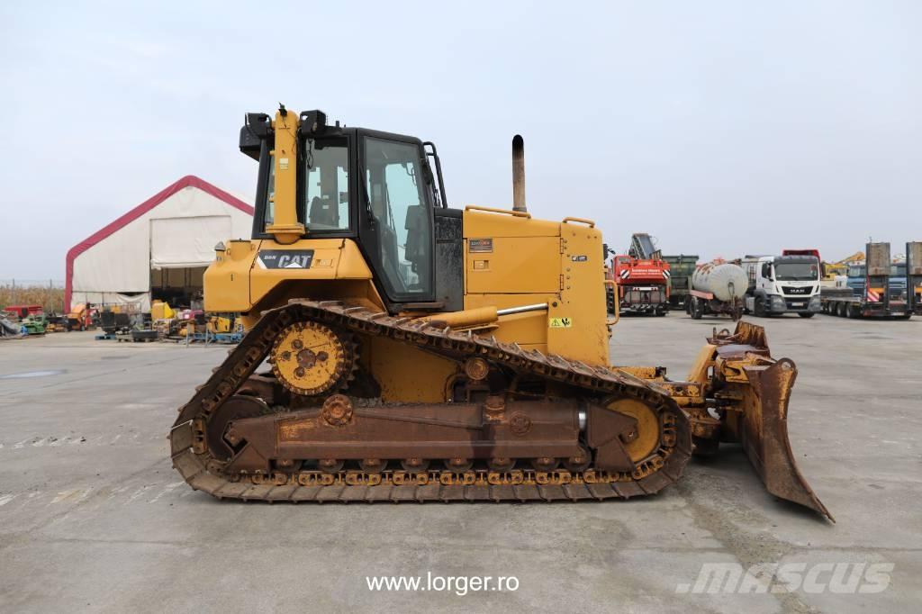 CAT D 6 N Bouteurs sur chenilles