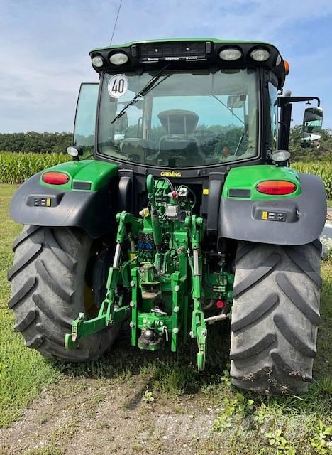 John Deere 6130 R Tracteur