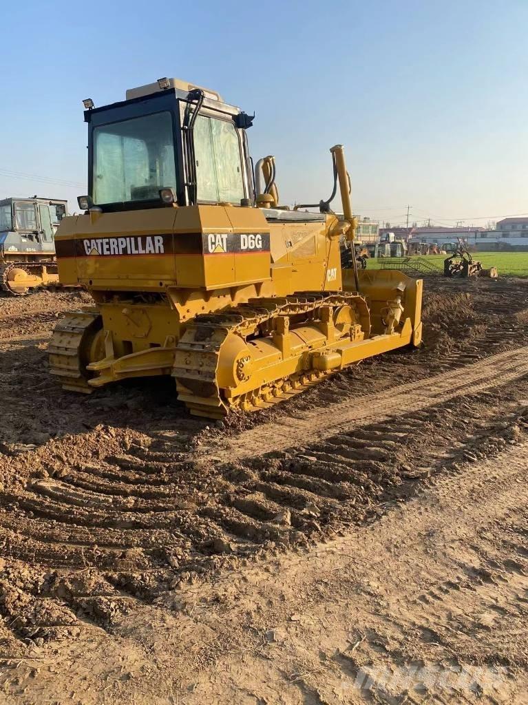 CAT D 6 G Bouteurs sur chenilles