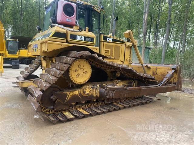 CAT D 6 R Bouteurs sur chenilles