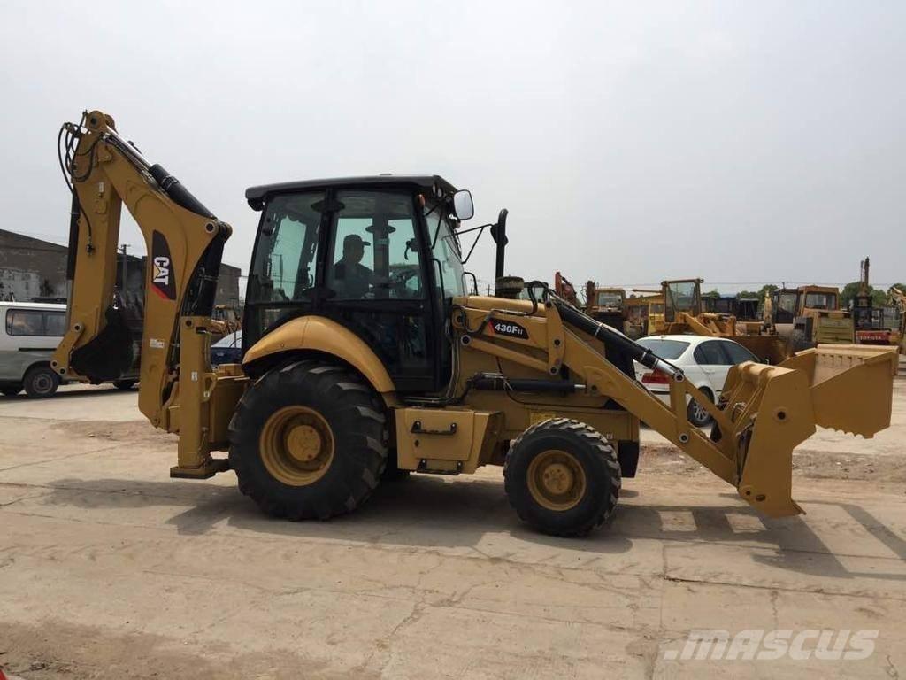 CAT 430F Tractopelle