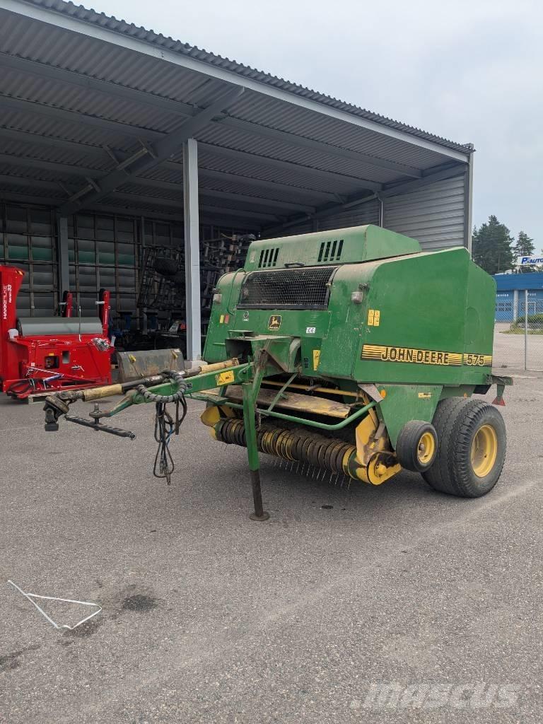 John Deere 575 Presse à balle ronde
