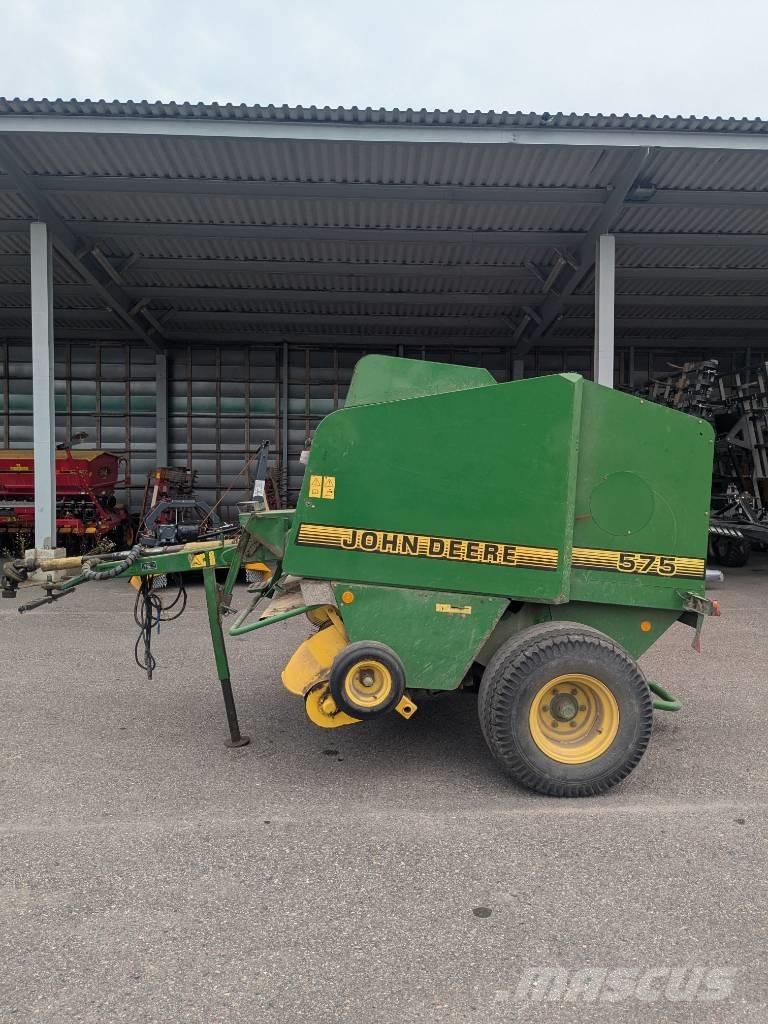 John Deere 575 Presse à balle ronde