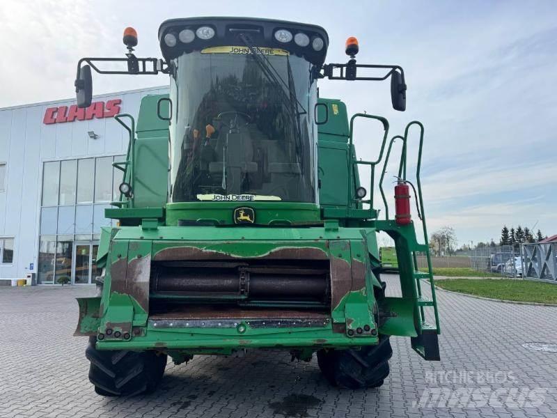 John Deere T 550 Moissonneuse batteuse