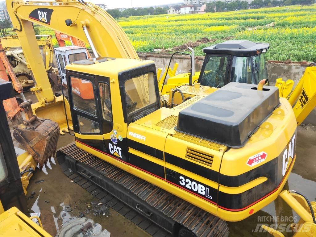 CAT 320B Pelle sur chenilles