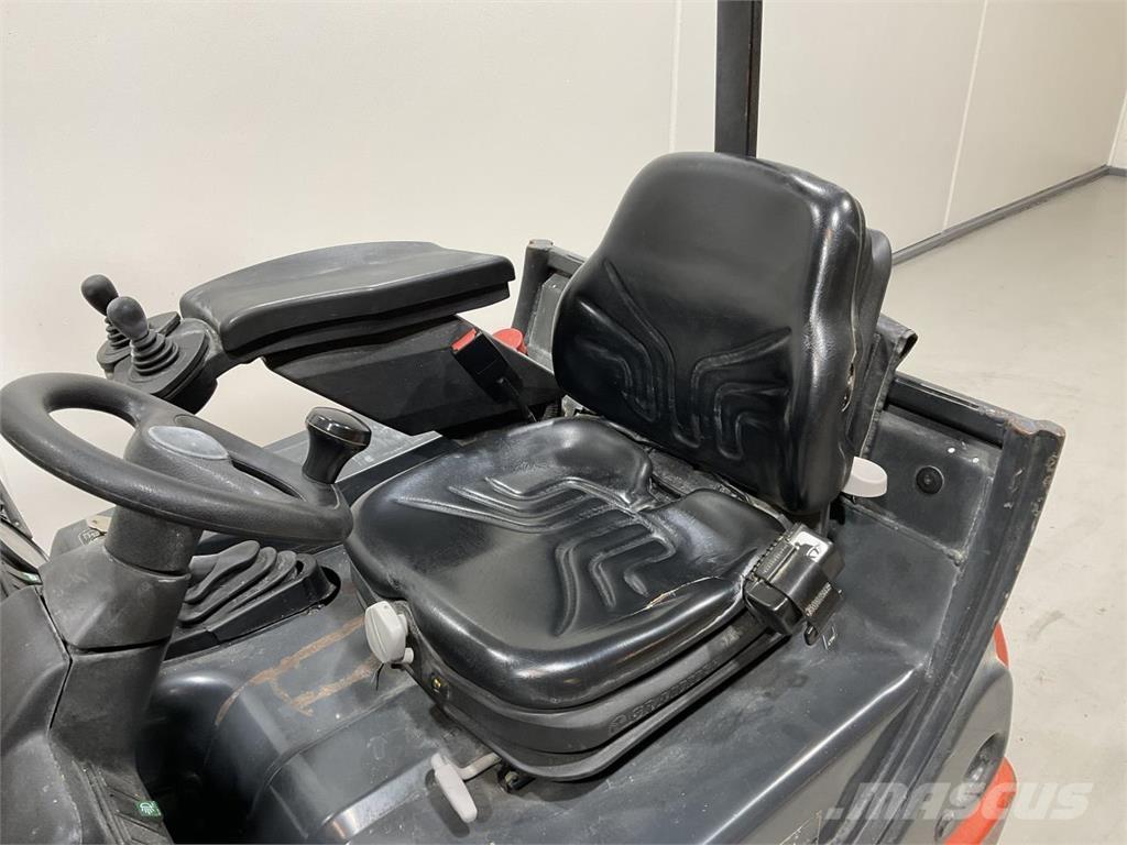 Linde E16C-02 Chariots élévateurs électriques