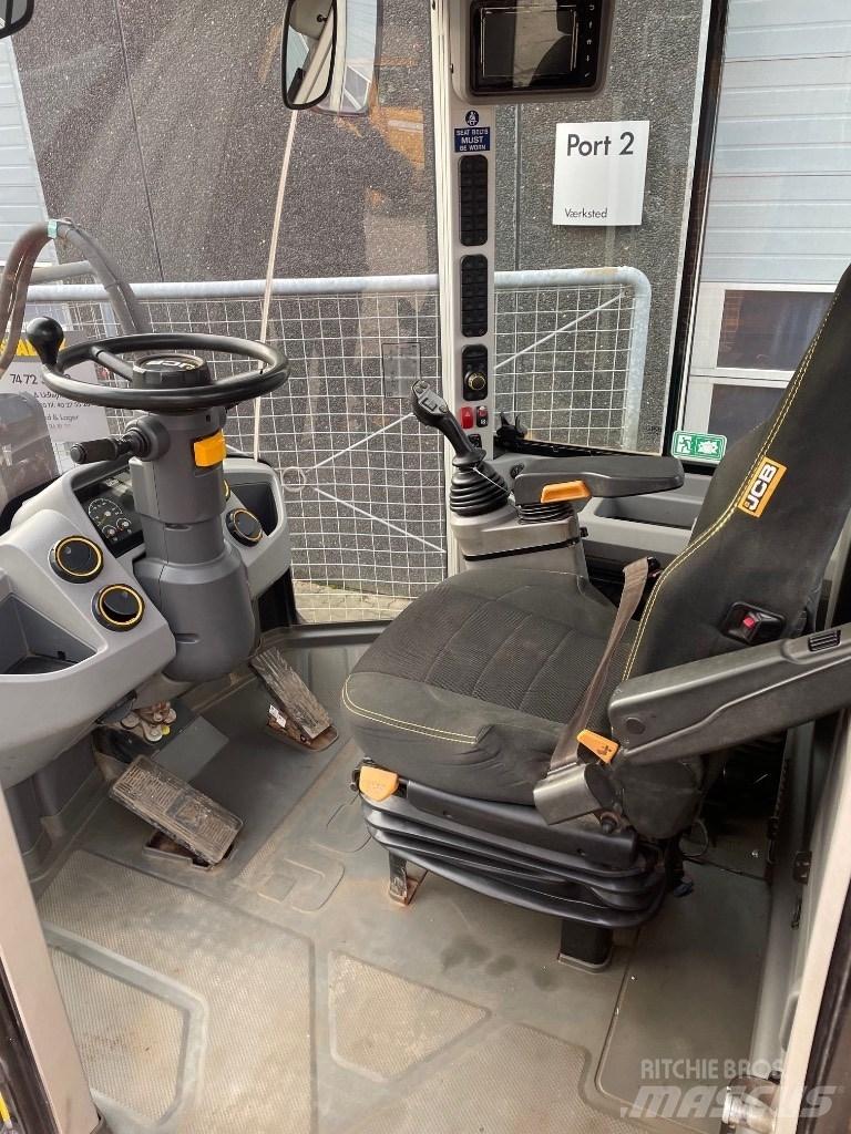 JCB 427HT Chargeuse sur pneus