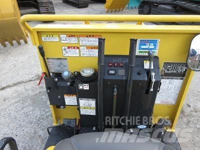 Yanmar C12R-B Tombereau sur chenilles