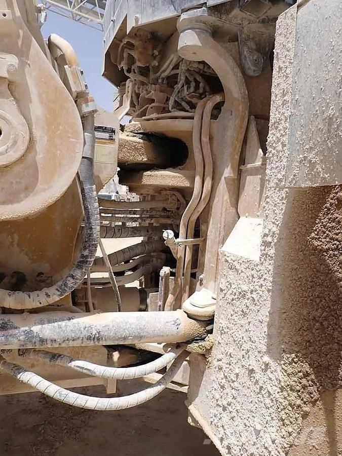 CAT 988K Chargeuse sur pneus