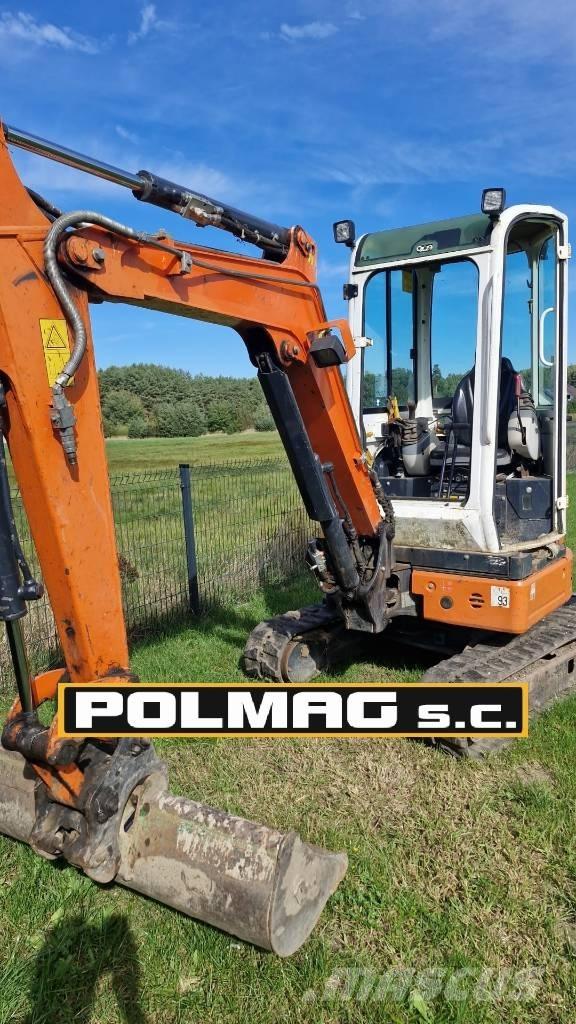 Hitachi ZX 26 Mini pelle < 7t