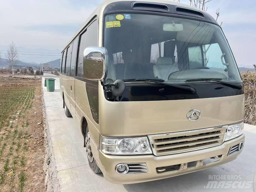 Toyota Coaster Autobus interurbain
