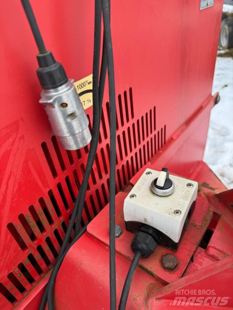 Farmi CH260 Débusqueur