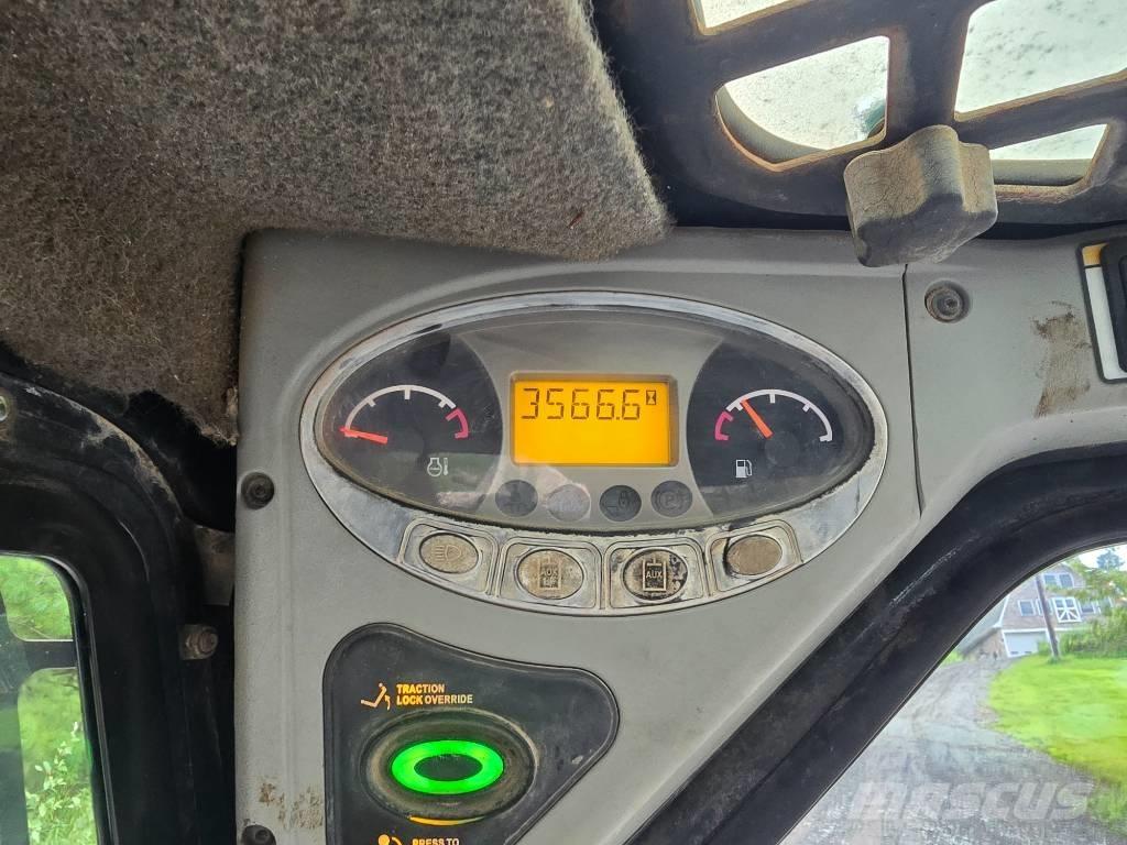 Bobcat T 320 Chargeuse compacte