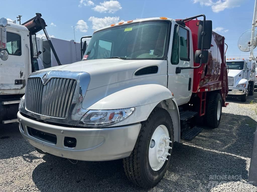 International 4300 Camion poubelle