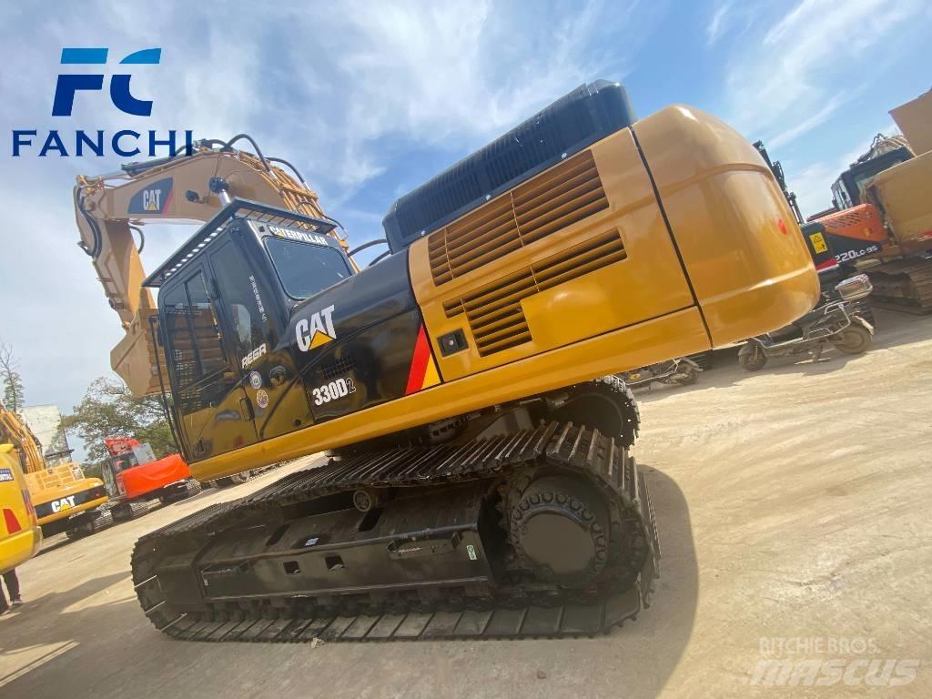 CAT 330d2 Pelle sur chenilles
