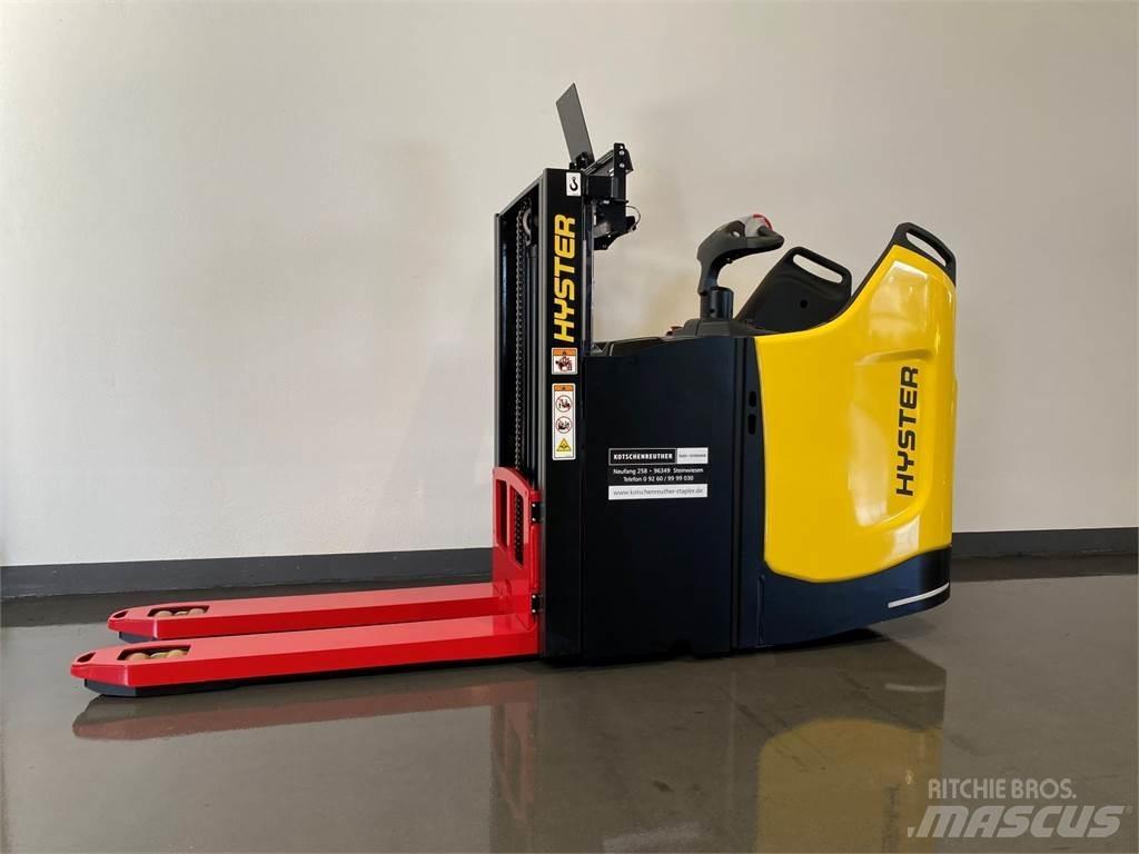 Hyster S2.0SD Gerbeur accompagnant