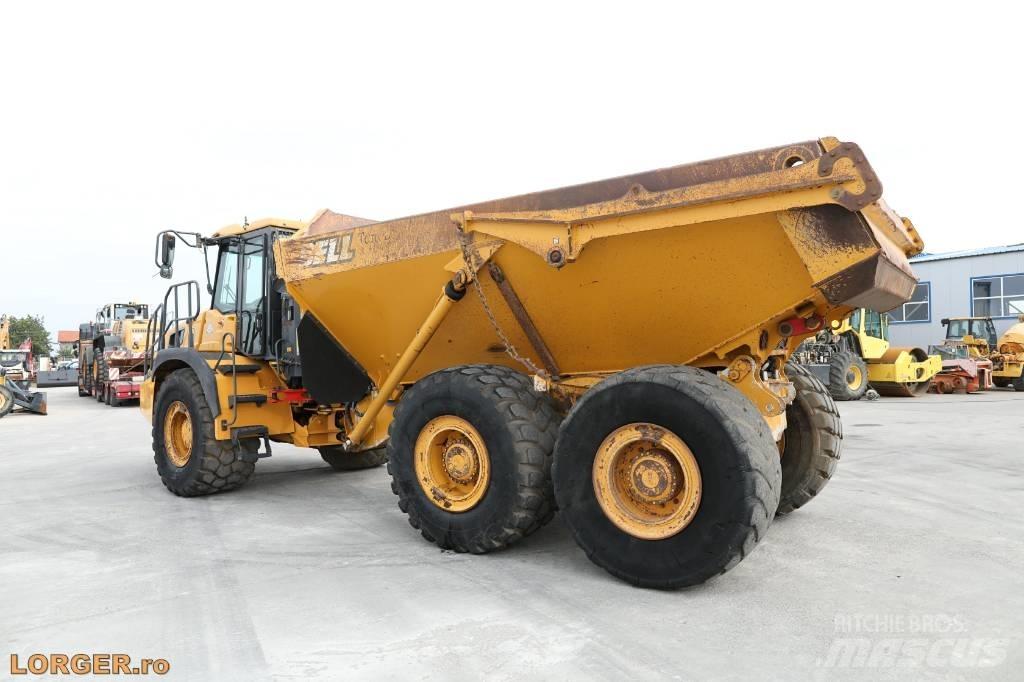 Bell B 30 E Tombereau articulé