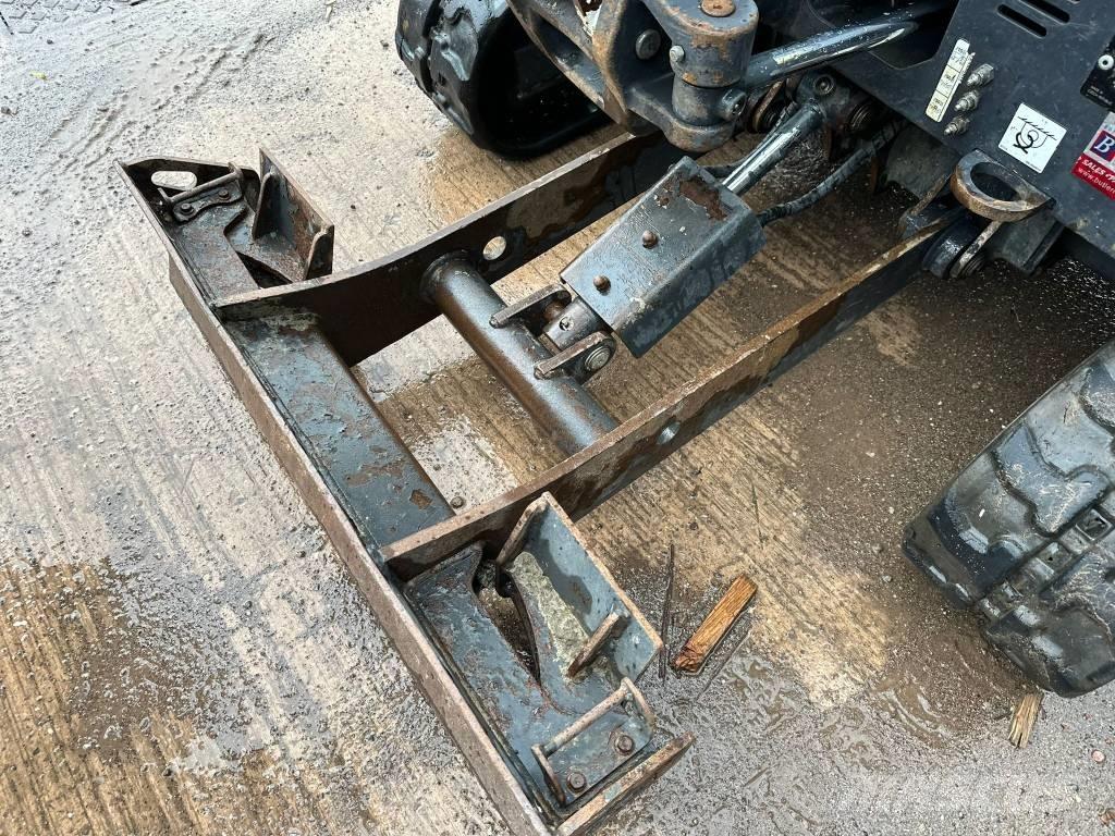 Bobcat E17z Mini pelle < 7t