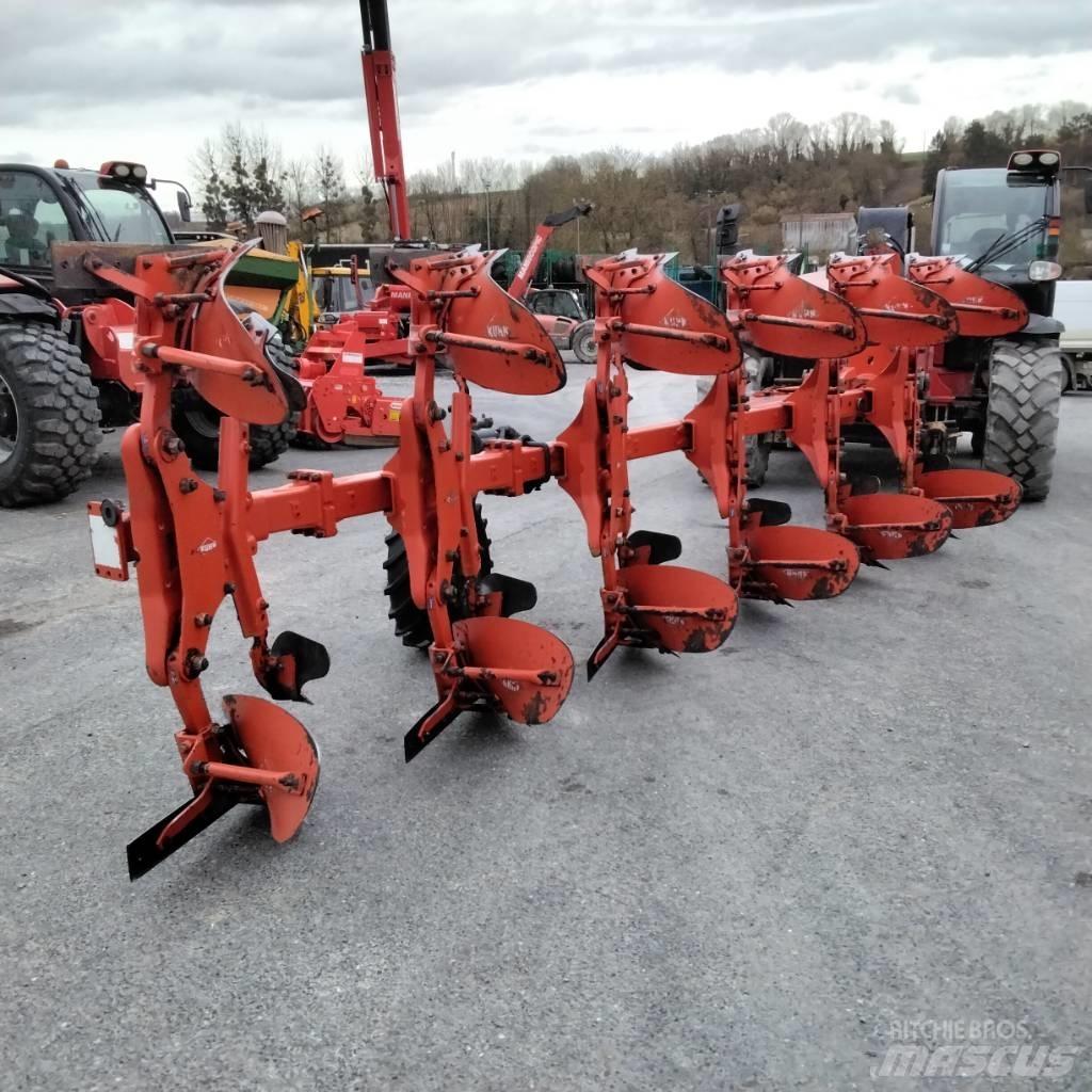 Kuhns Mfg MM121 6T Charrue réversible