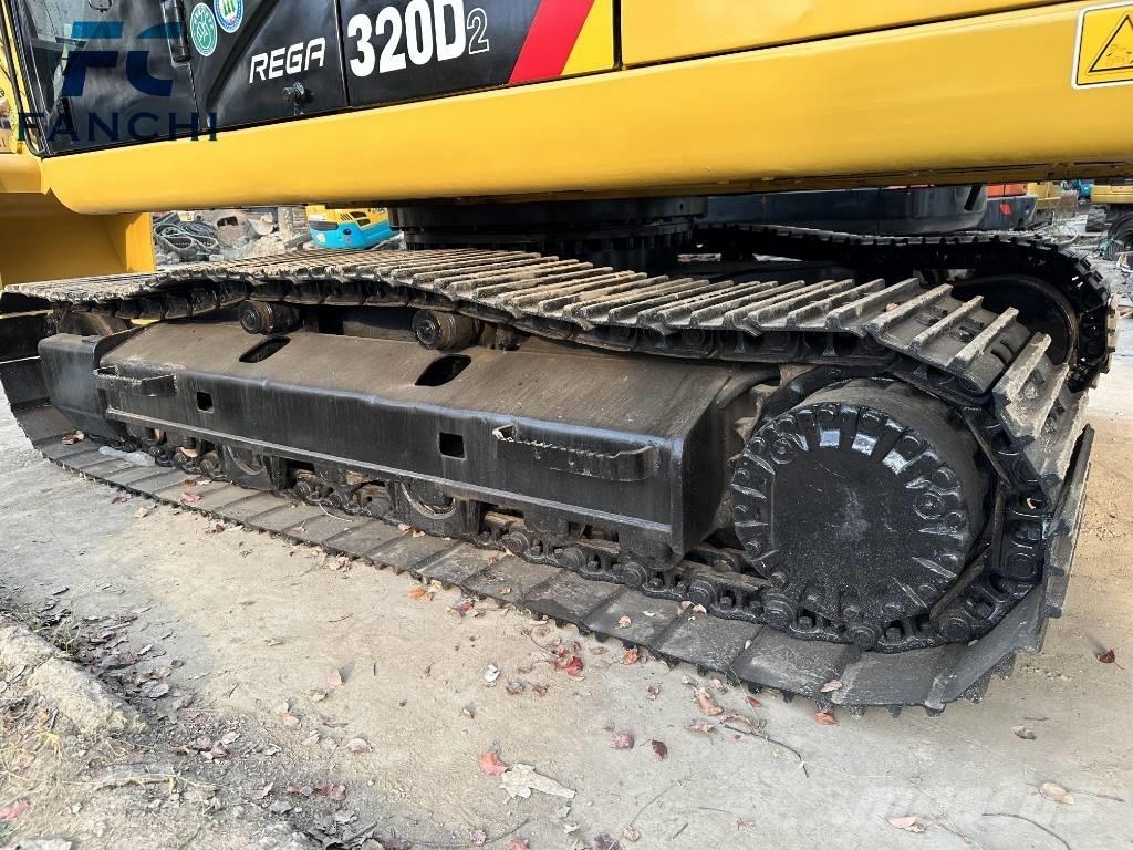 CAT CAT320D Pelle sur chenilles