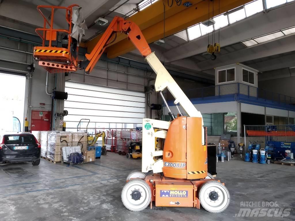 JLG E 300 AJP Nacelles articulées