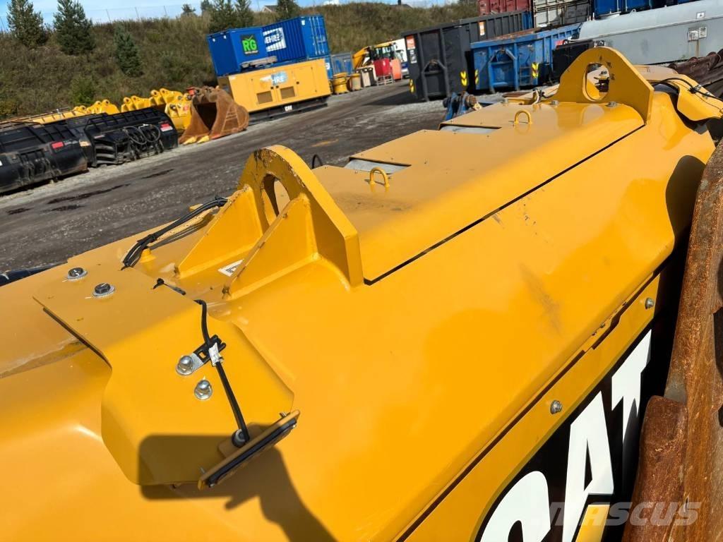 CAT 395 Pelle sur chenilles