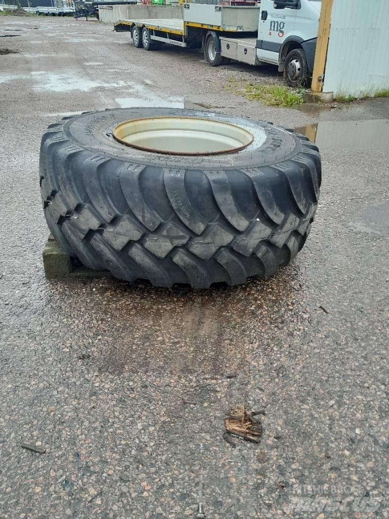 BKT 650/60R30,5 Hjul Pneus, roues et jantes