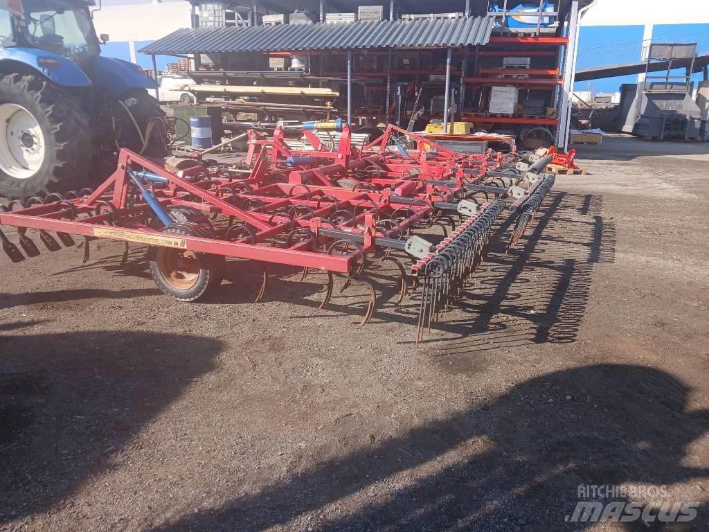 Potila Master 700 H Herse