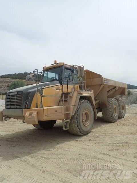 Komatsu HM400-5 Tombereau articulé