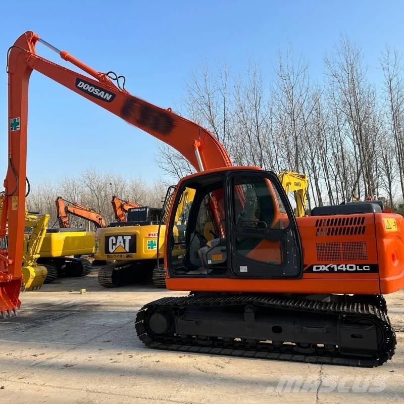 Doosan DX 140 Mini pelle 7t-12t