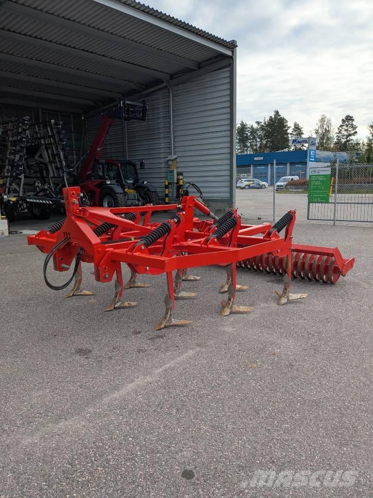 Özdöken EVOCUL-M3003 Déchaumeur, cultivateur