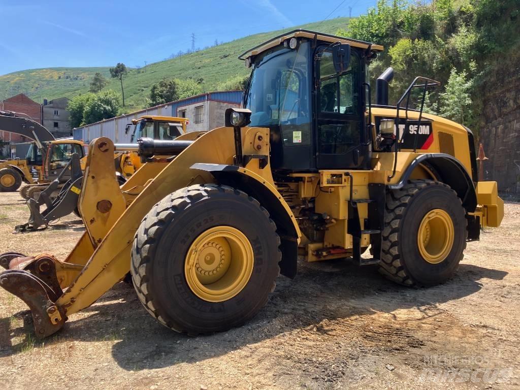 CAT 950 M Chargeuse sur pneus