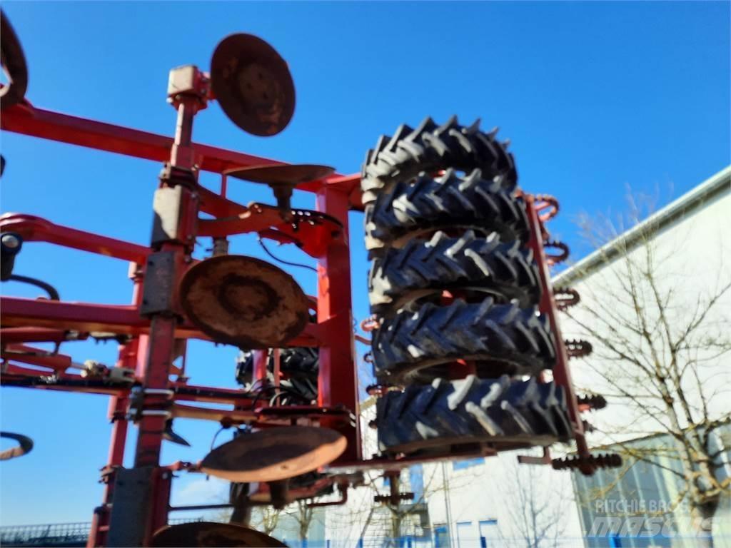 Horsch Tiger 6 LT Déchaumeur, cultivateur