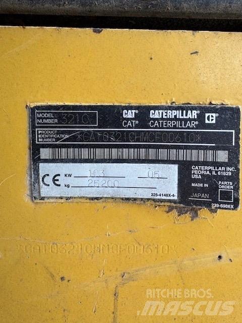CAT 321 C LCR Pelle sur chenilles