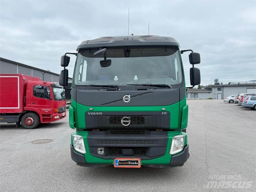 Volvo FE320 6x2*4 Camion ampliroll