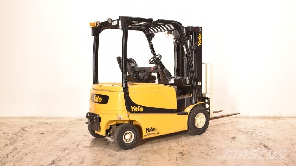Yale ERP25VLE Chariots élévateurs électriques
