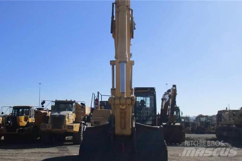 Komatsu PC450LC Mini pelle < 7t