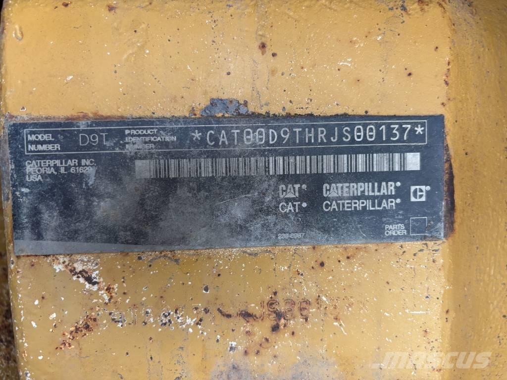 CAT D 9 T Bouteurs sur chenilles