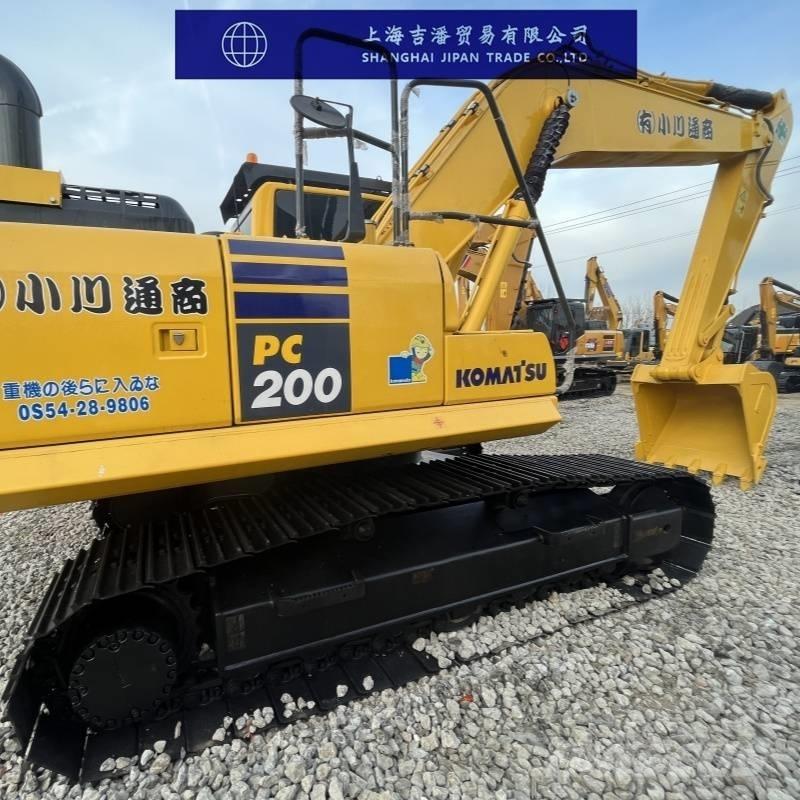 Komatsu PC 200 Pelle sur chenilles