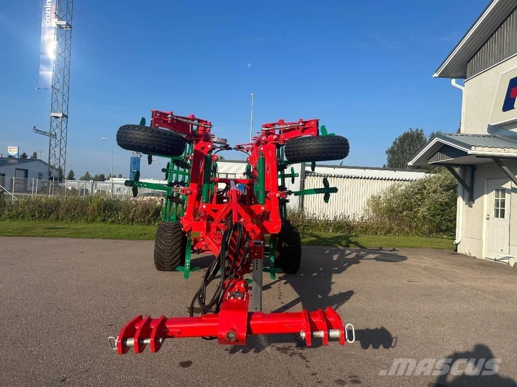Agro-Masz RUNNER X 4 Déchaumeur, cultivateur