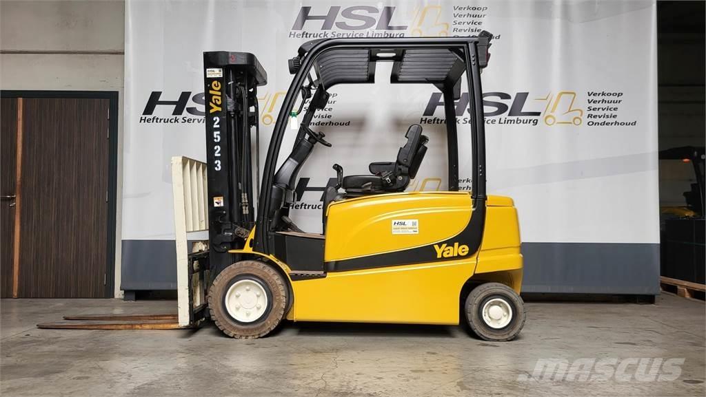 Yale ERP30VL 2016 Chariots élévateurs électriques