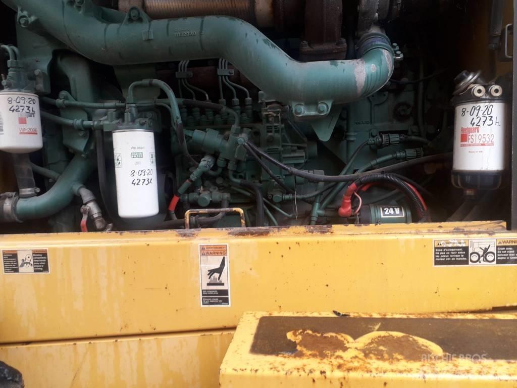 Volvo G 780 B Niveleuse